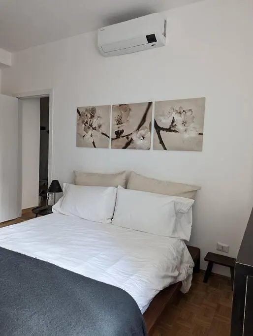 Modern And Comfortable Near The Subway Μιλάνο